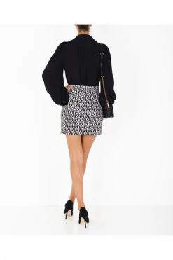 Elisabetta Franchi Blouses Georgette Shirt With Maxi Chain Accessory Black -Elisabetta Franchi Winkel 200372426d023f85cdc6417dcbdaf1b8