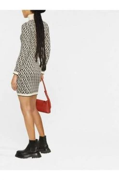 Elisabetta Franchi Casual Jurken Knitted Dress Black -Elisabetta Franchi Winkel 2da97529f02170aead3a56526903640a