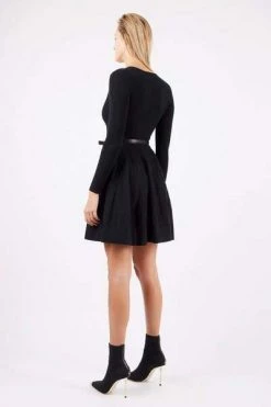 Elisabetta Franchi Feestjurken Party Dresses Black 11 Elisabetta Franchi Feestjurken Party Dresses Black -Elisabetta Franchi Winkel 3360b54e2db467406bcfd2d03ae9502e