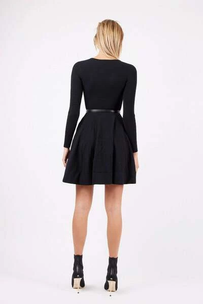 Elisabetta Franchi Feestjurken Party Dresses Black 4 Elisabetta Franchi Feestjurken Party Dresses Black - Afbeelding 4