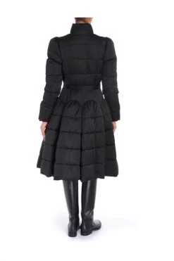 Elisabetta Franchi Gewatteerde Jassen Down Jackets Black