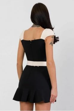 Elisabetta Franchi Casual Jurken Short Dresses Black -Elisabetta Franchi Winkel 5cbaa61fa19cc632bfa2e438f6688438