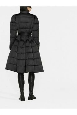 Elisabetta Franchi Winterjassen Circle Logo-Belt Quilted Coat Black -Elisabetta Franchi Winkel 68a7c383f92f1f98b87da78fac4e25c0