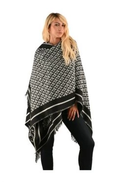 Elisabetta Franchi Poncho's Cape With Lettering Pattern Black -Elisabetta Franchi Winkel 72e2ba64838aada6ac1577bfd12f266c