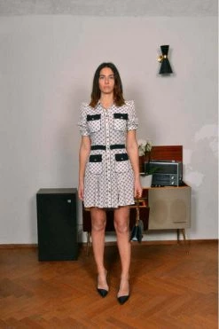 Elisabetta Franchi Blousejurken Shirt Dress With Contrasting Pockets White 6 Elisabetta Franchi Blousejurken Shirt Dress With Contrasting Pockets White -Elisabetta Franchi Winkel aba4ee30373a28064aefaf5319add582