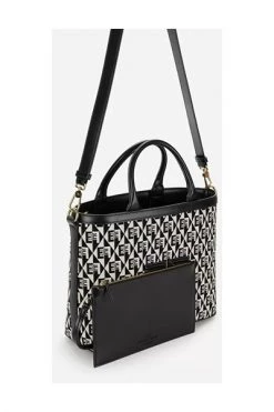 Elisabetta Franchi Schoudertassen Shoulder Bags Black -Elisabetta Franchi Winkel b0052724d7f320b833fa48c937123958