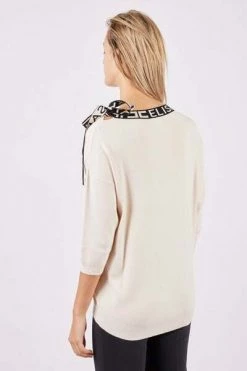 Elisabetta Franchi Sweaters Round-neck Knitwear Beige -Elisabetta Franchi Winkel b83ce6fd7f9260544afb61aa540c5eea