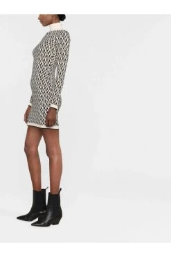 Elisabetta Franchi Casual Jurken Knitted Dresses Black 6 Elisabetta Franchi Casual Jurken Knitted Dresses Black -Elisabetta Franchi Winkel fa737acb9db15aee67bb7a30b9706318