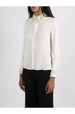 Elisabetta Franchi Longsleeve Shirts PEARL DETAILS SHIRT White 7 Elisabetta Franchi Longsleeve Shirts PEARL DETAILS SHIRT White -Elisabetta Franchi Winkel fcf355b2fa5fa4448bcab14759dd161b